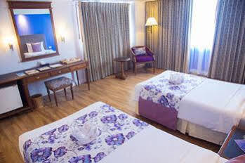 Grand And Plaza - Sha Extra Hotel Hua Hin
